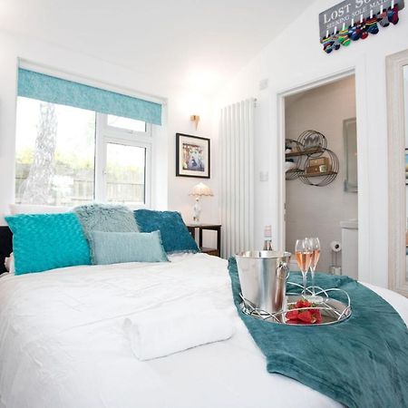 Saint Leonards The Bearded Goat Den - A Rural Retreat At This Modern Holiday Cottage מראה חיצוני תמונה