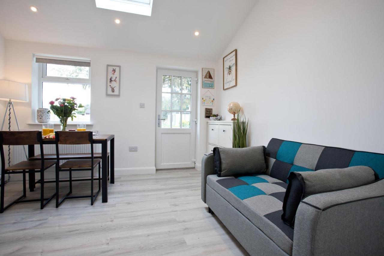 Saint Leonards The Bearded Goat Den - A Rural Retreat At This Modern Holiday Cottage מראה חיצוני תמונה
